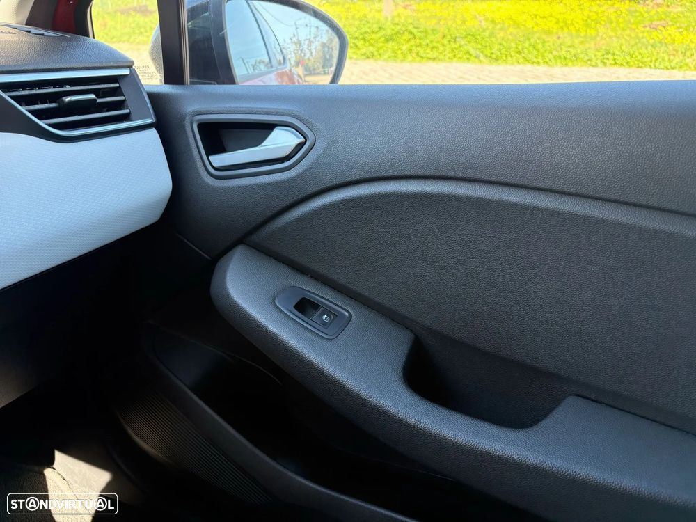 Renault Clio 1.0 TCe Limited - 37