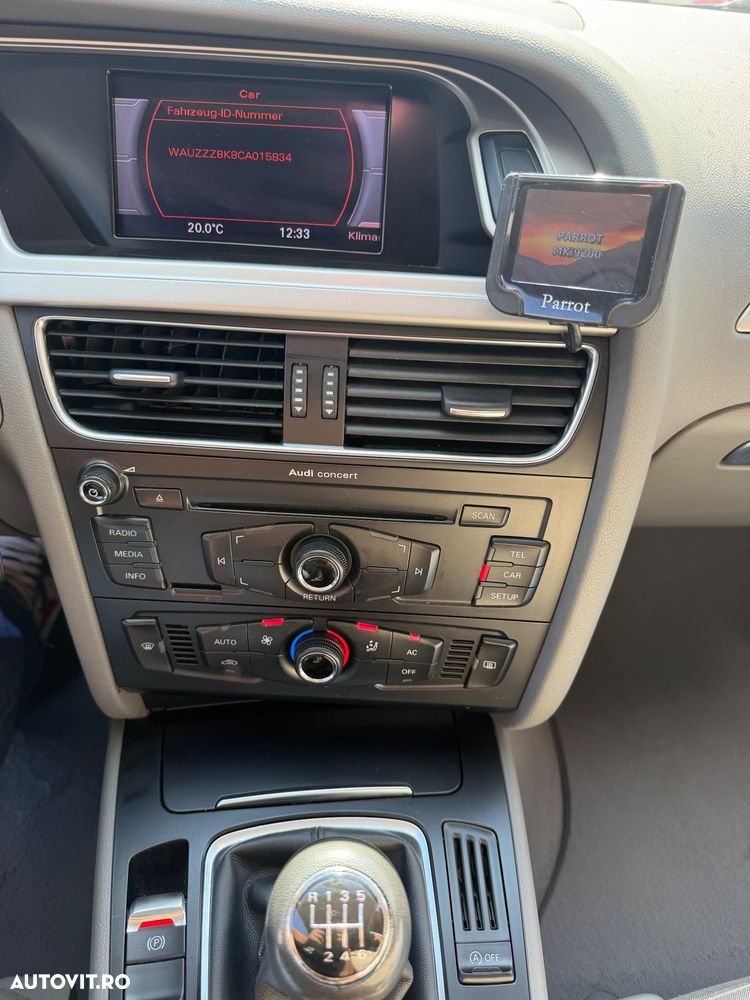 Audi A4 Limuzina 2.0 TDI B8 - 23