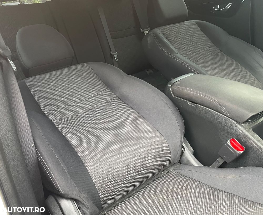 Nissan Qashqai 1.2 DIG-T TEKNA - 32