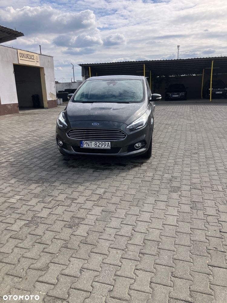 Ford S-Max - 1