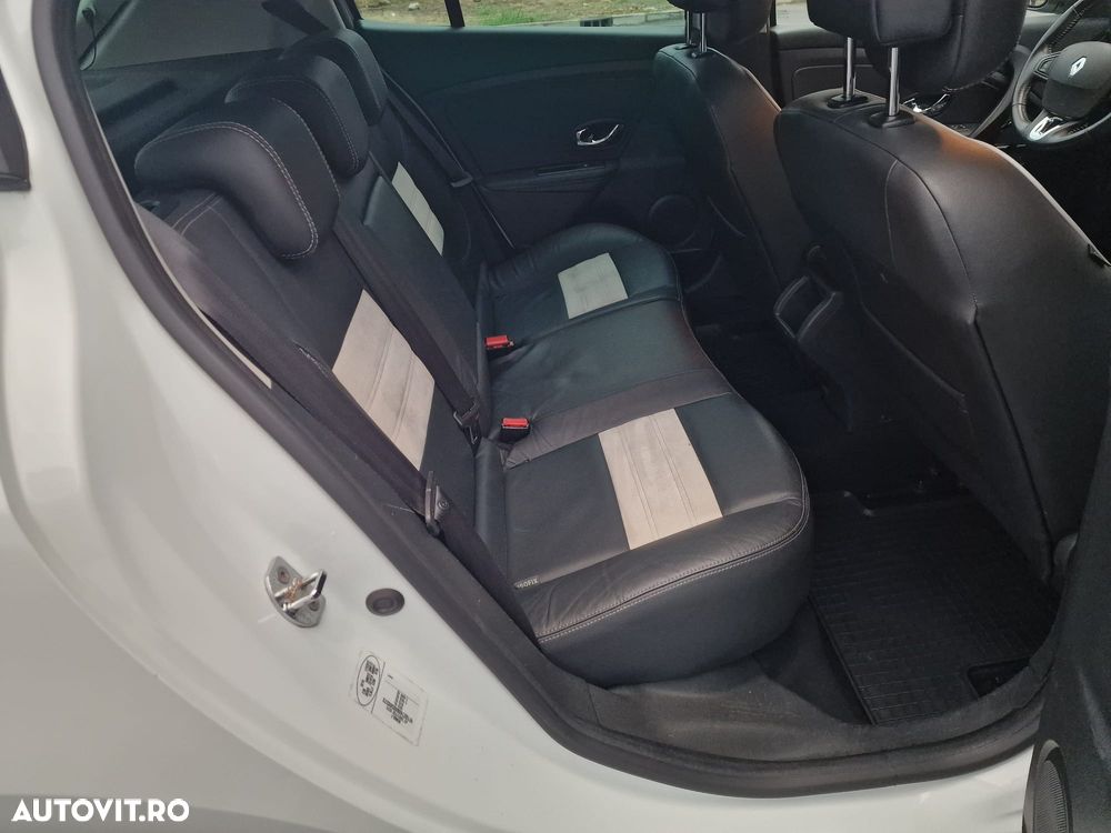 Renault Megane 1.5 dCi Privilege - 13
