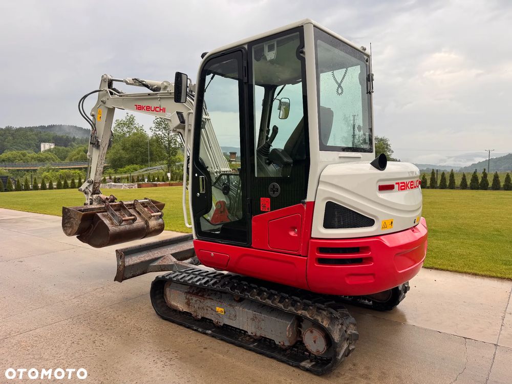 Takeuchi TB 240 - 5