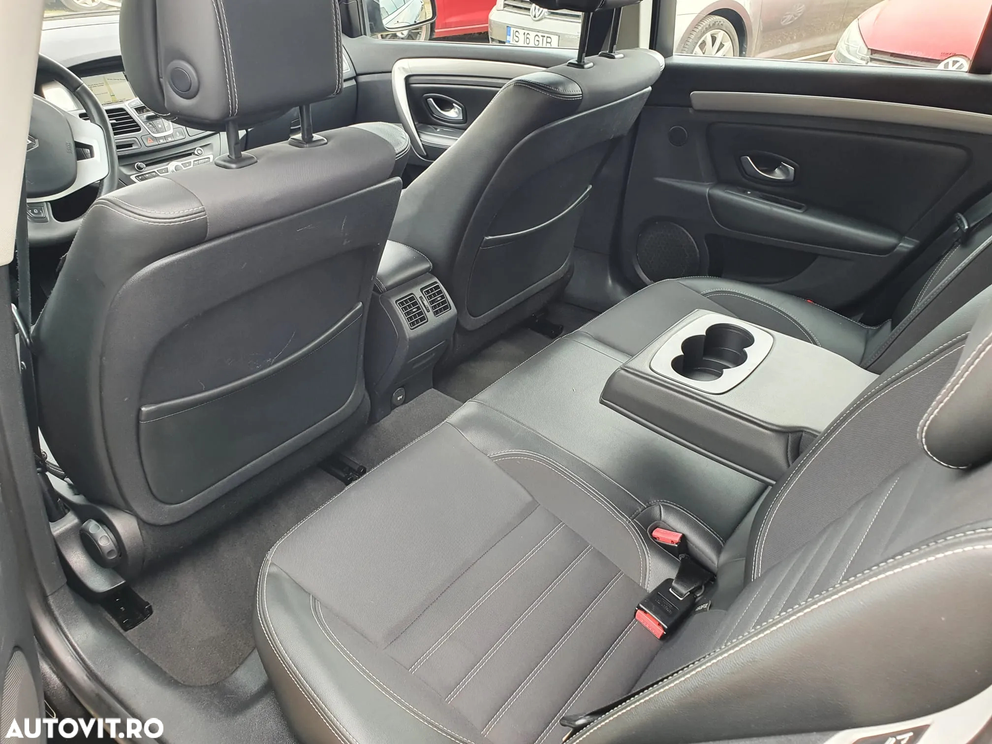 Renault Laguna Grandtour dCi 110 FAP Limited - 8