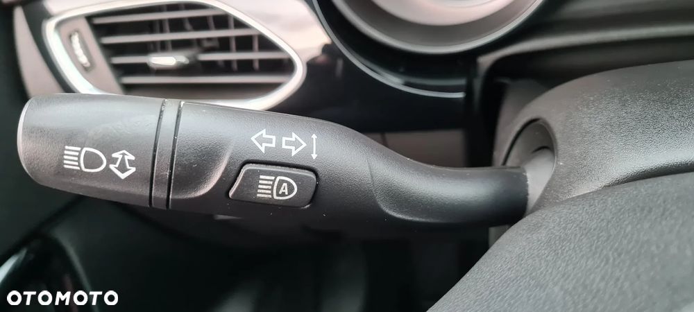 Opel Astra 1.4 Turbo Innovation - 31