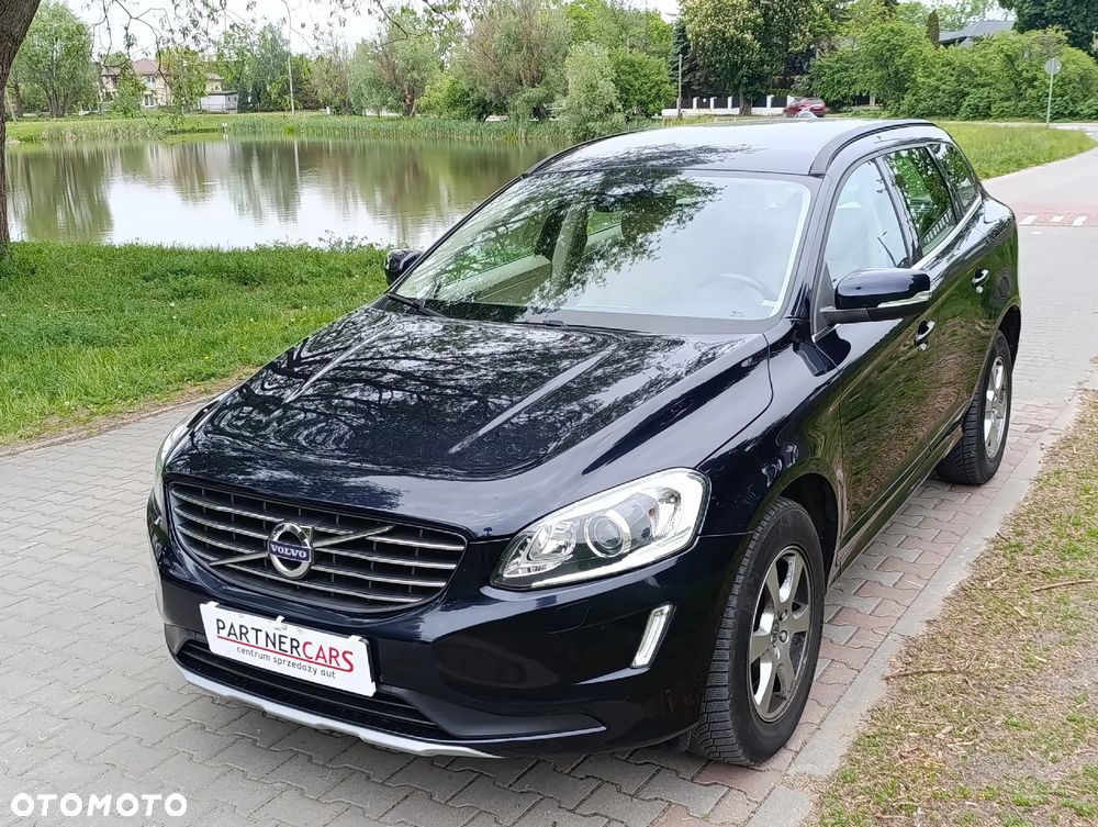 Volvo XC 60 D4 Drive-E Momentum - 1