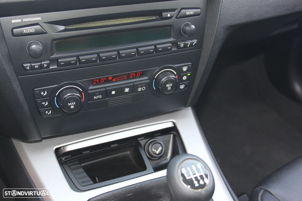 BMW 320 d Exclusive - 18