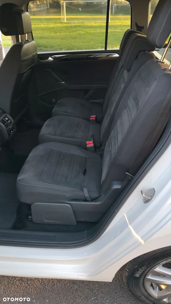 Volkswagen Touran 2.0 TDI BMT Highline DSG - 24