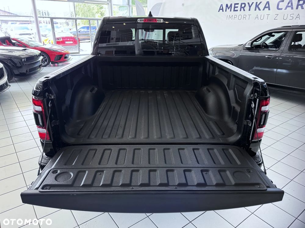 RAM 1500 5.7 Crew Cab Bighorn - 7