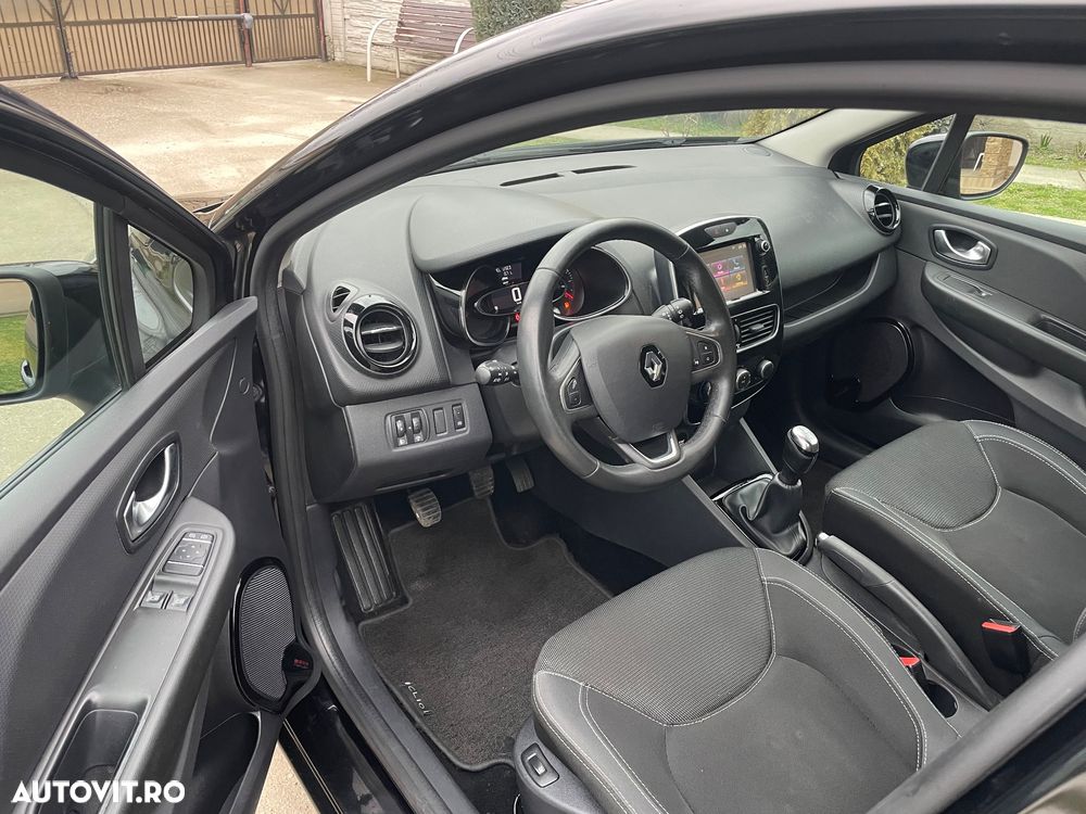Renault Clio - 14