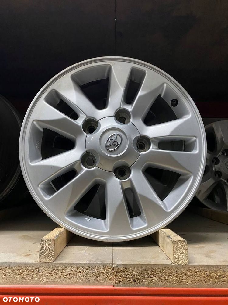 TOYOTA Land Cruiser 100 200 Felgi 17" Cali 8jx17 - 2