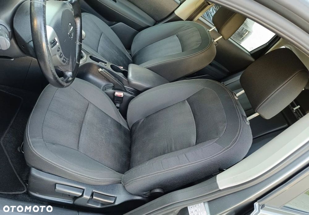 Nissan Qashqai - 11