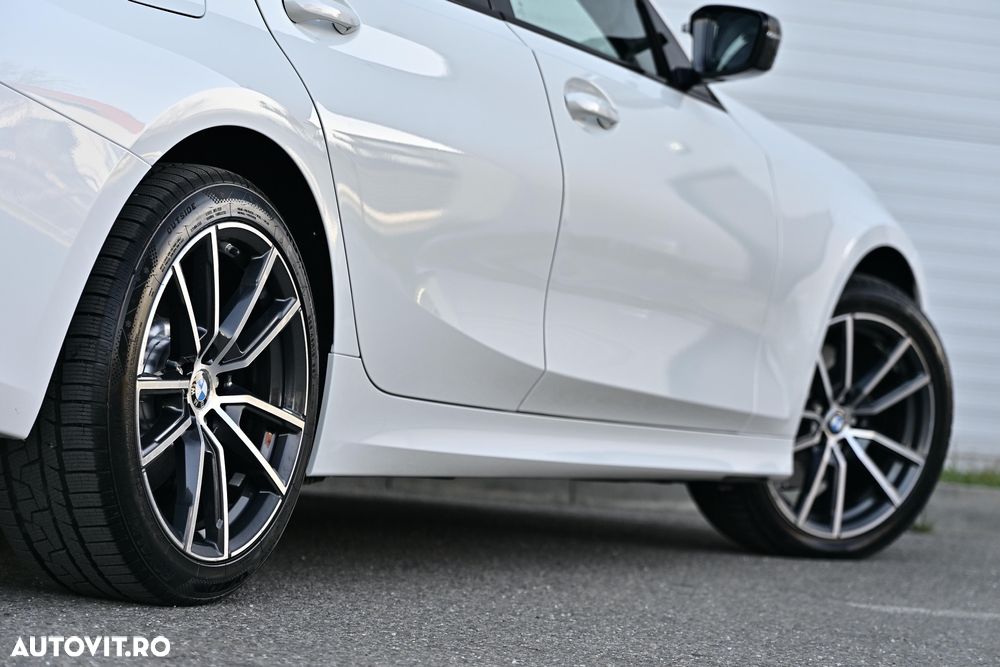 BMW Seria 3 330i xDrive Aut. Luxury Line - 6