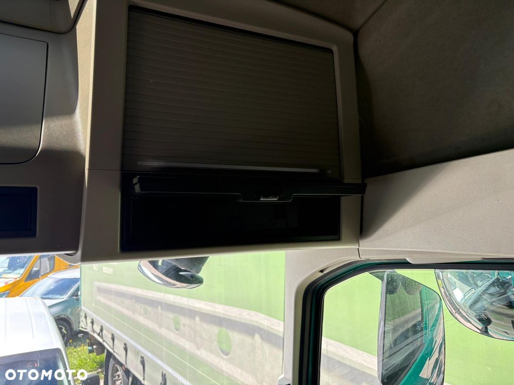 Volvo FH12, 500KM, 6X2 Pusher - 12