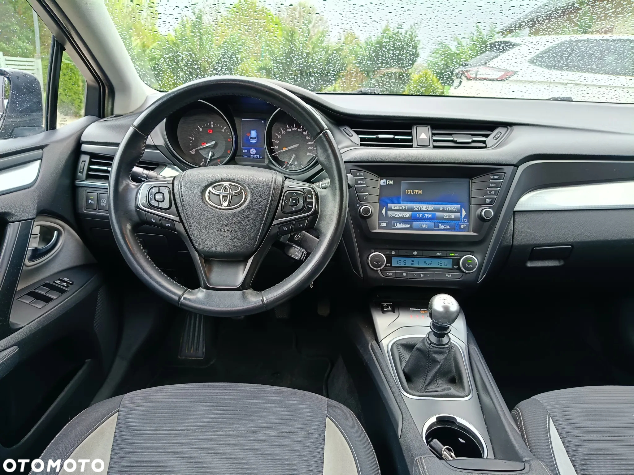 Toyota Avensis 2.0 D-4D Prestige - 8