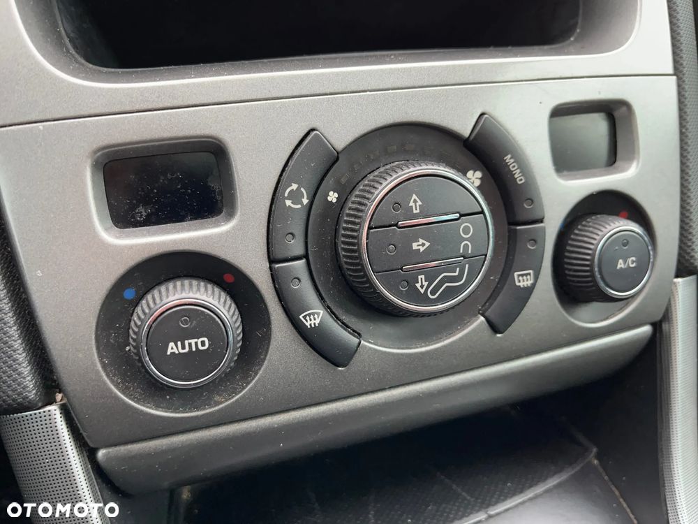 Peugeot 308 2.0 HDi Premium - 14