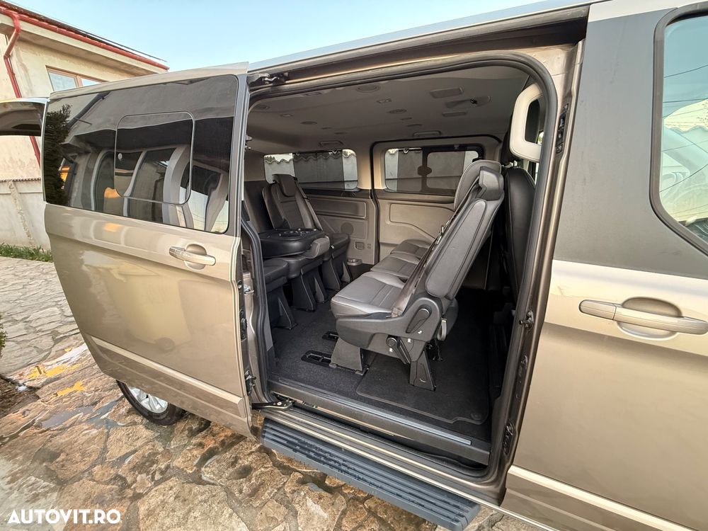Ford Tourneo Custom - 15