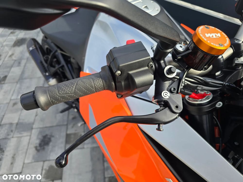 KTM Super Duke - 26