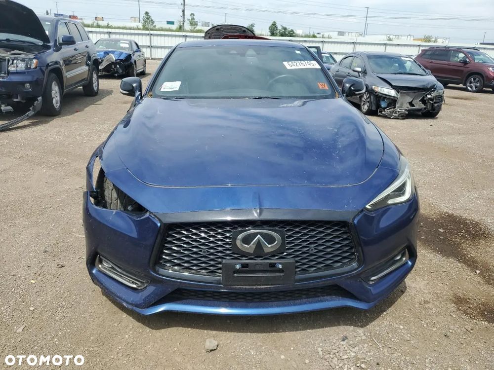 Infiniti Q60 - 2