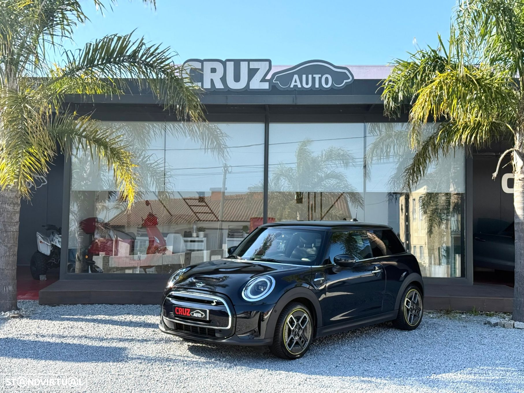 MINI 3 Portas Cooper SE Premium Extra Essential - 26
