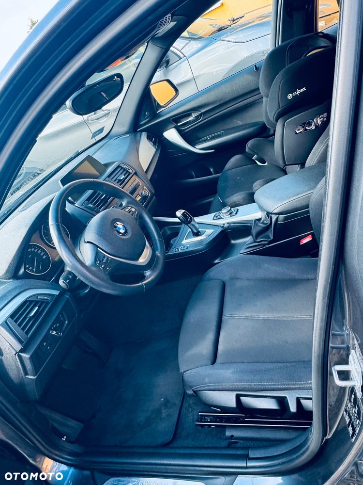 BMW Seria 1 116d Sport Line - 12