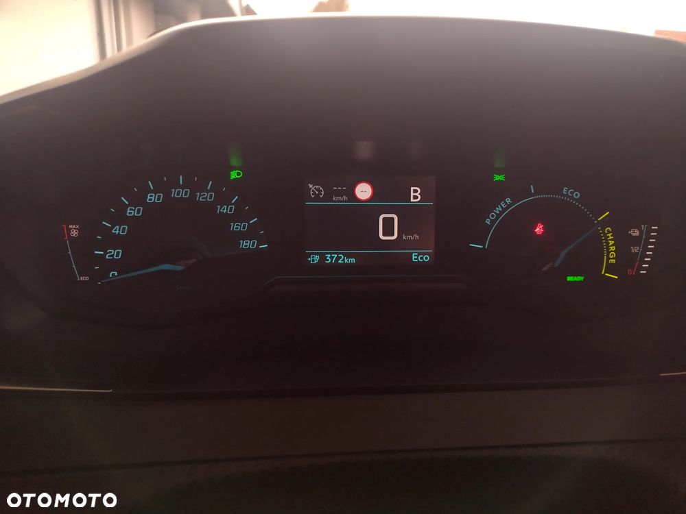 Peugeot 208 e-208 50kWh Style - 40