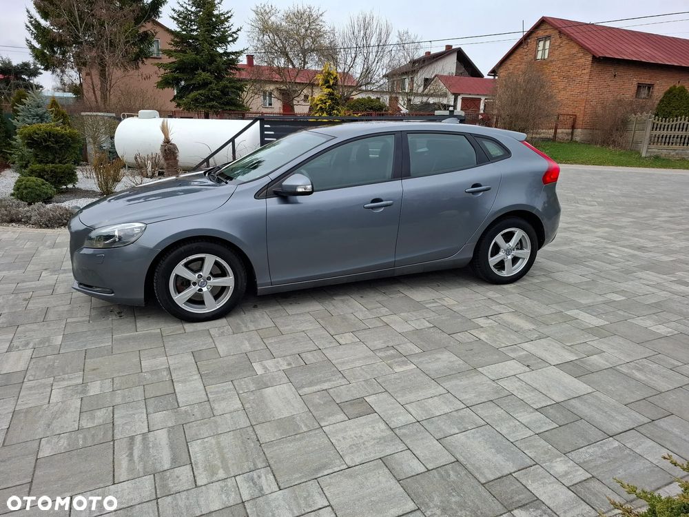 Volvo V40 T2 You - 5