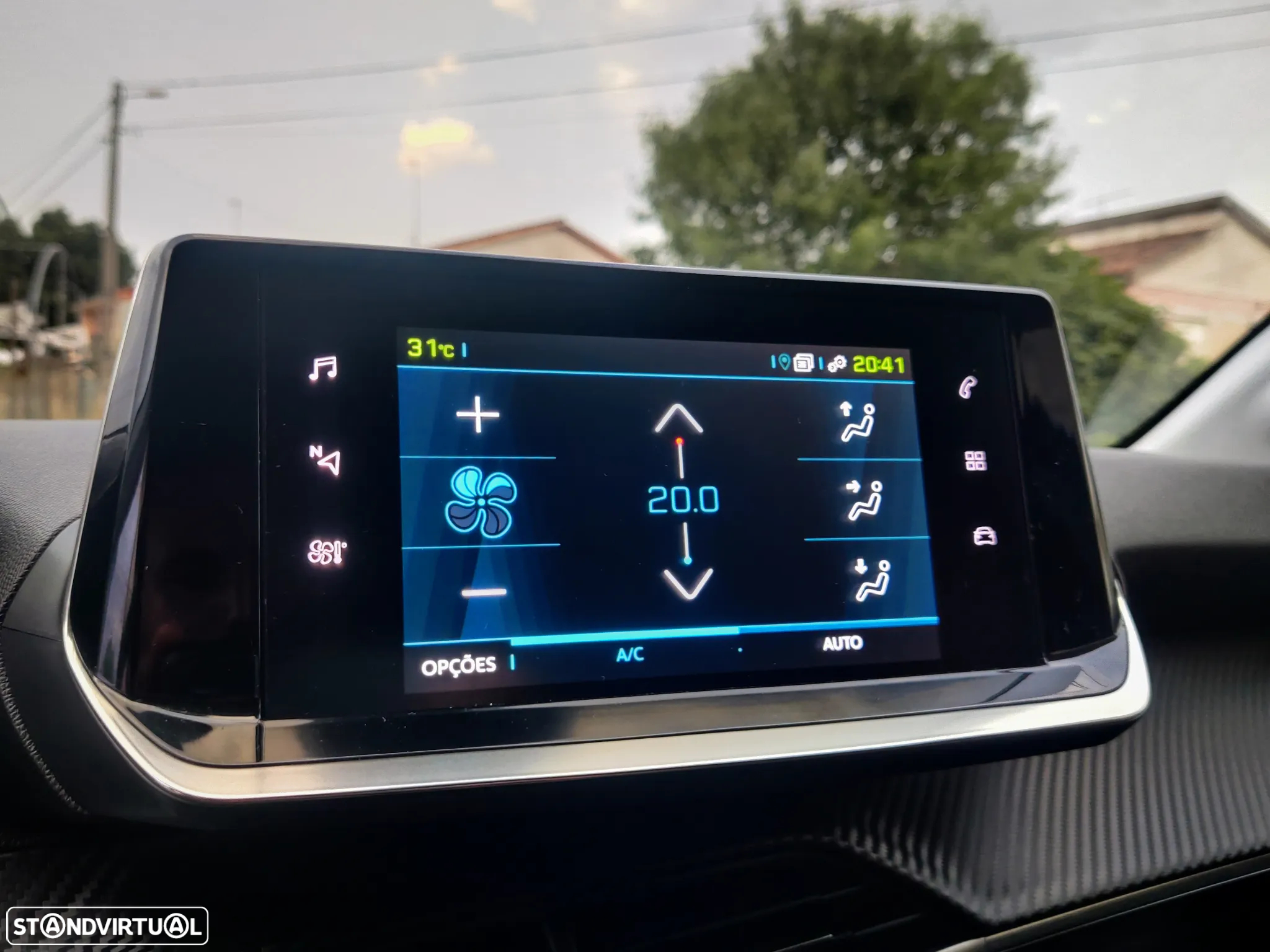 Peugeot e-208 50 kWh Allure - 34