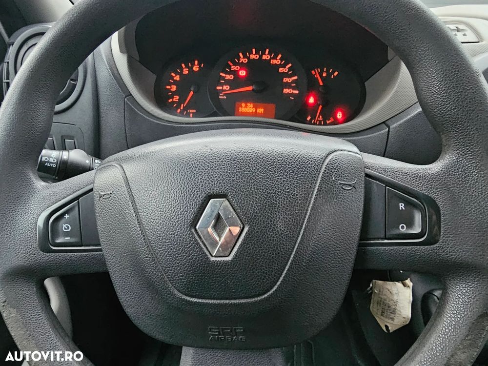 Renault Master - 22