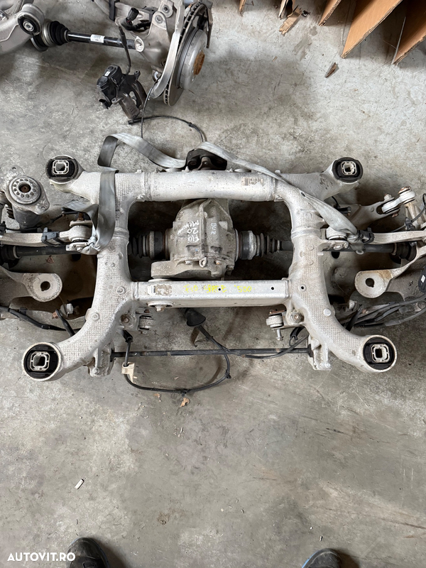 Punte spate completa BMW seria 5 F10-11 an 2010-2016