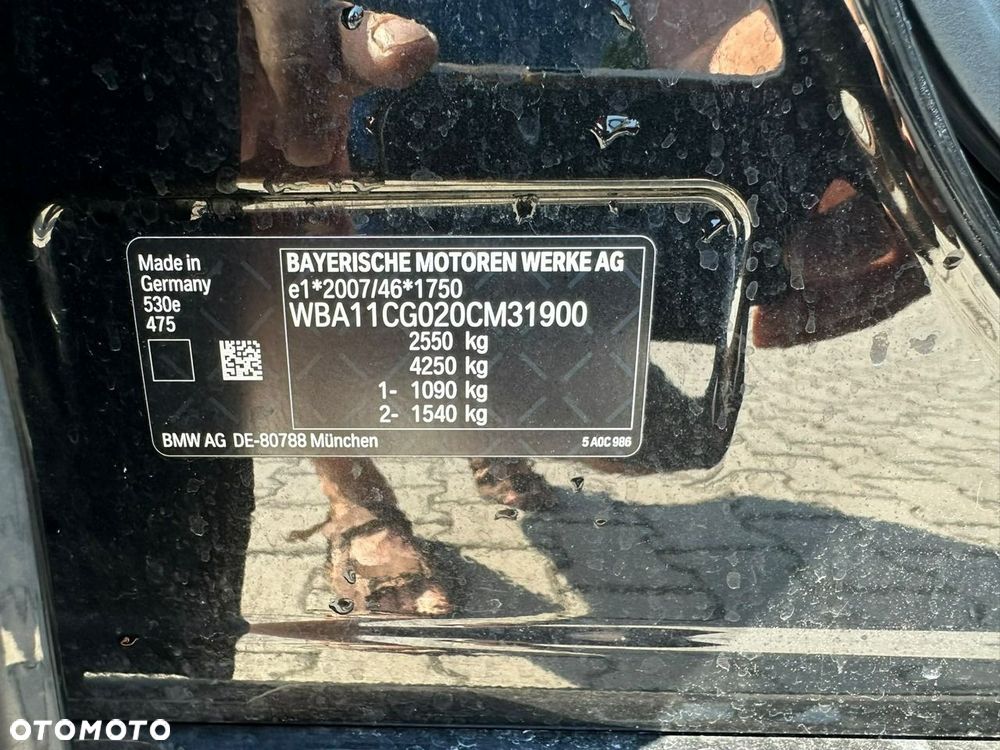 BMW Seria 5 - 26
