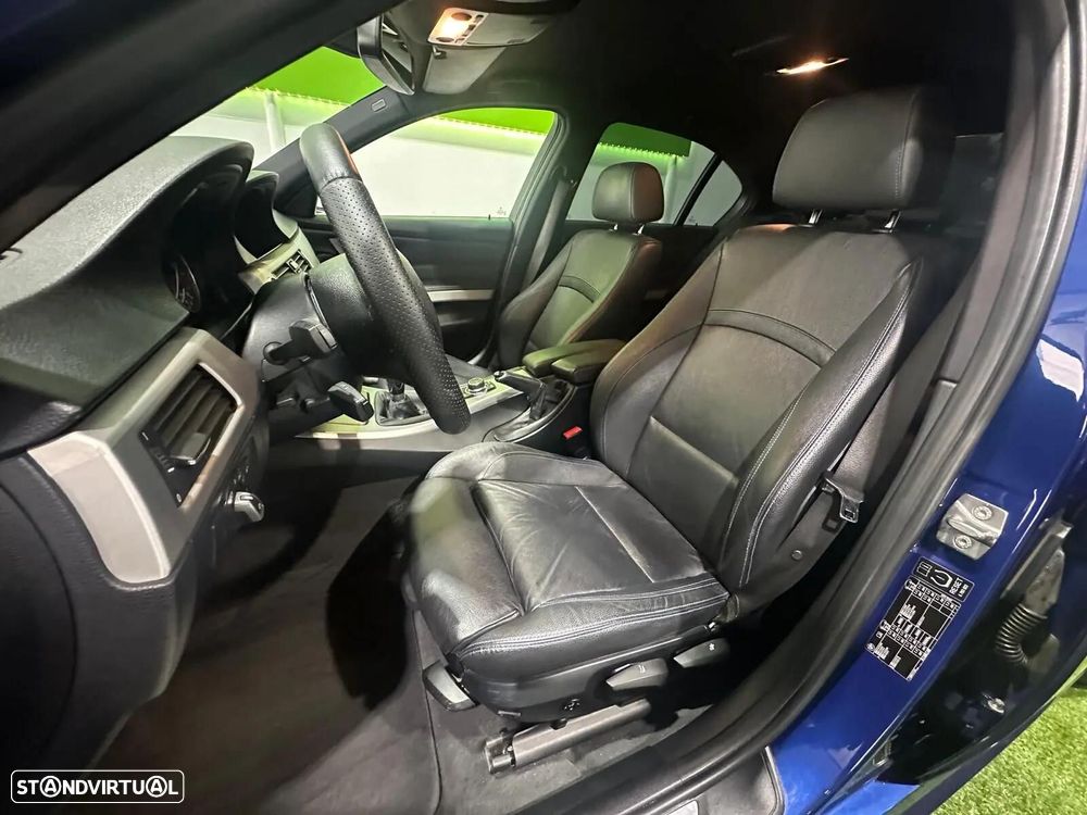 BMW 318 d Pack M - 7