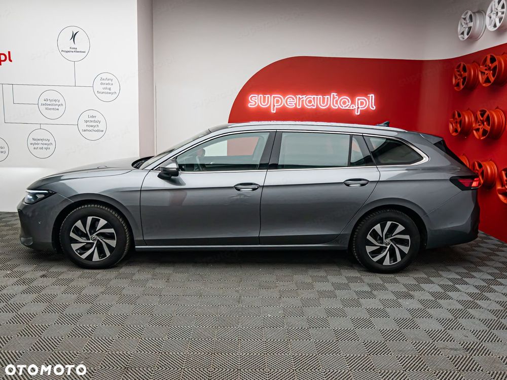 Volkswagen Passat - 4