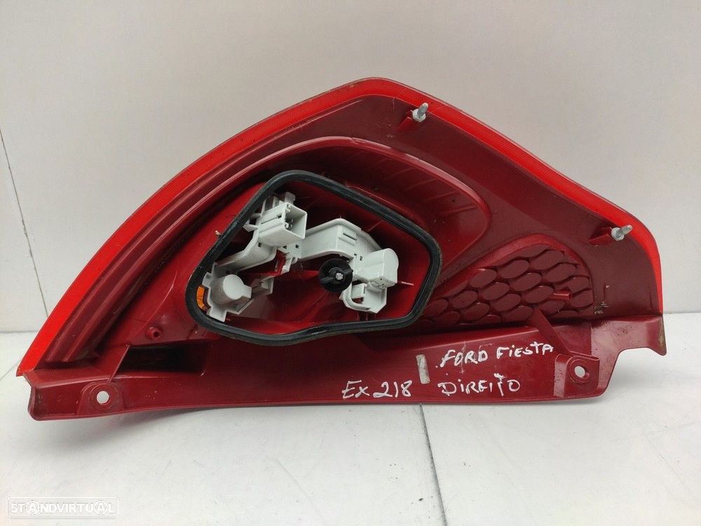 Farolim direito FORD Fiesta VI (CB1, CCN) - 2
