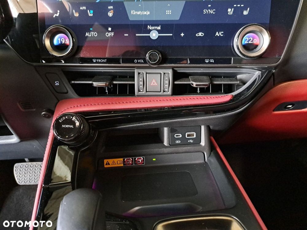 Lexus NX 350h Omotenashi AWD - 27