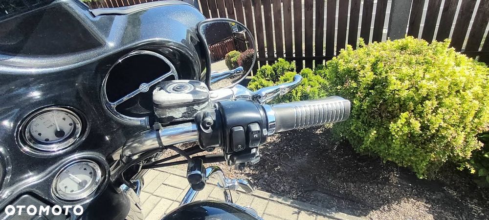 Harley-Davidson Touring Street Glide - 3