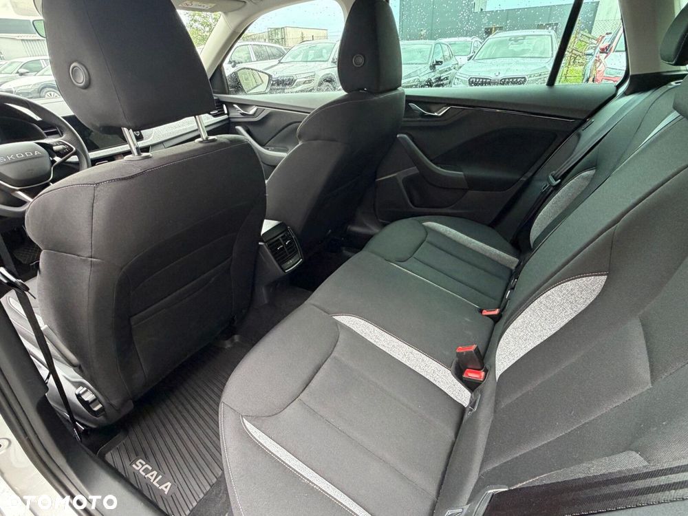 Skoda Scala 1.0 TSI Edition 130 DSG - 28
