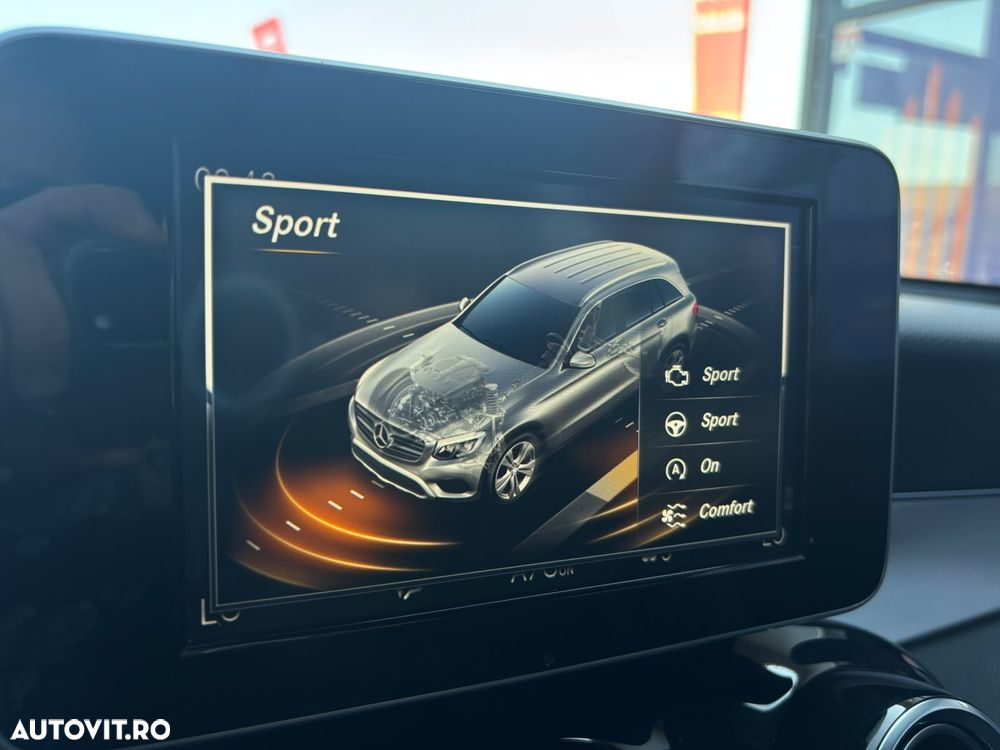 Mercedes-Benz GLC 220 d 4MATIC 9G-TRONIC AMG Line - 26