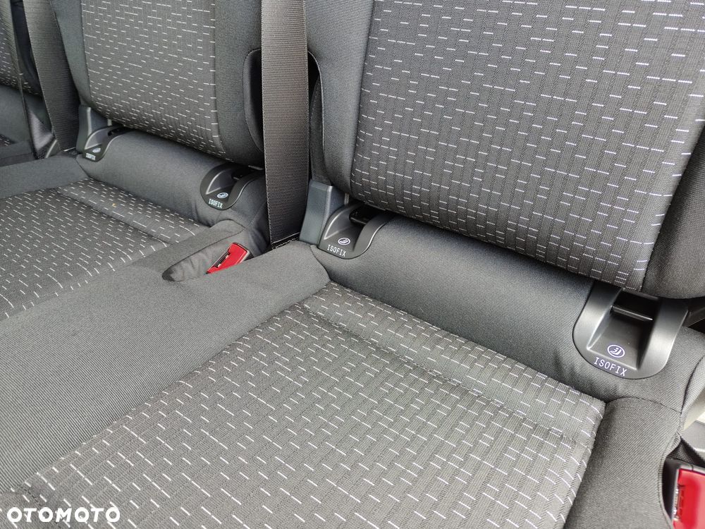 Mercedes-Benz Vito - 15