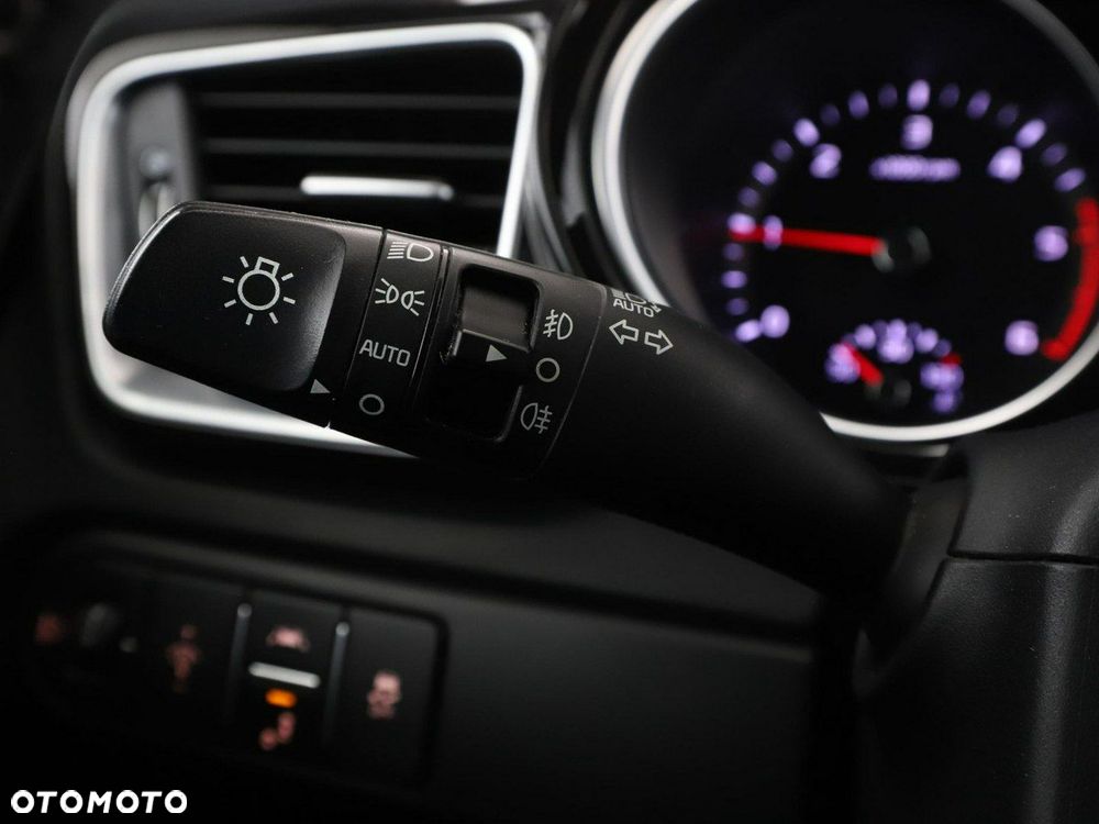 Kia Ceed 1.6 CRDi DCT GT Line - 38