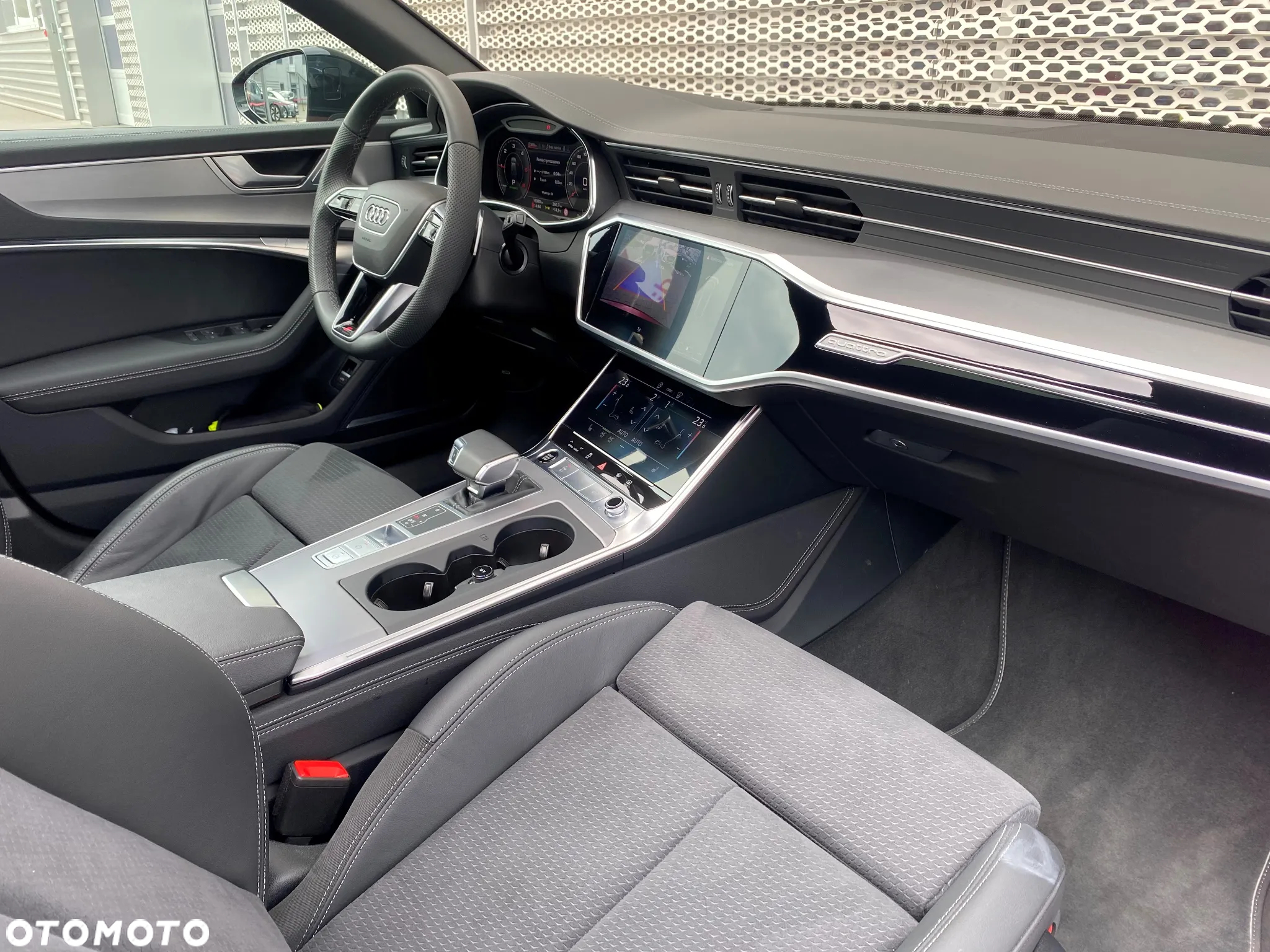 Audi A6 ver-avant-40-tdi-quattro-s-tronic-s-line - 11