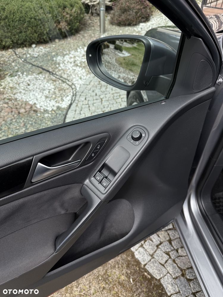 Volkswagen Golf 1.6 Comfortline - 9