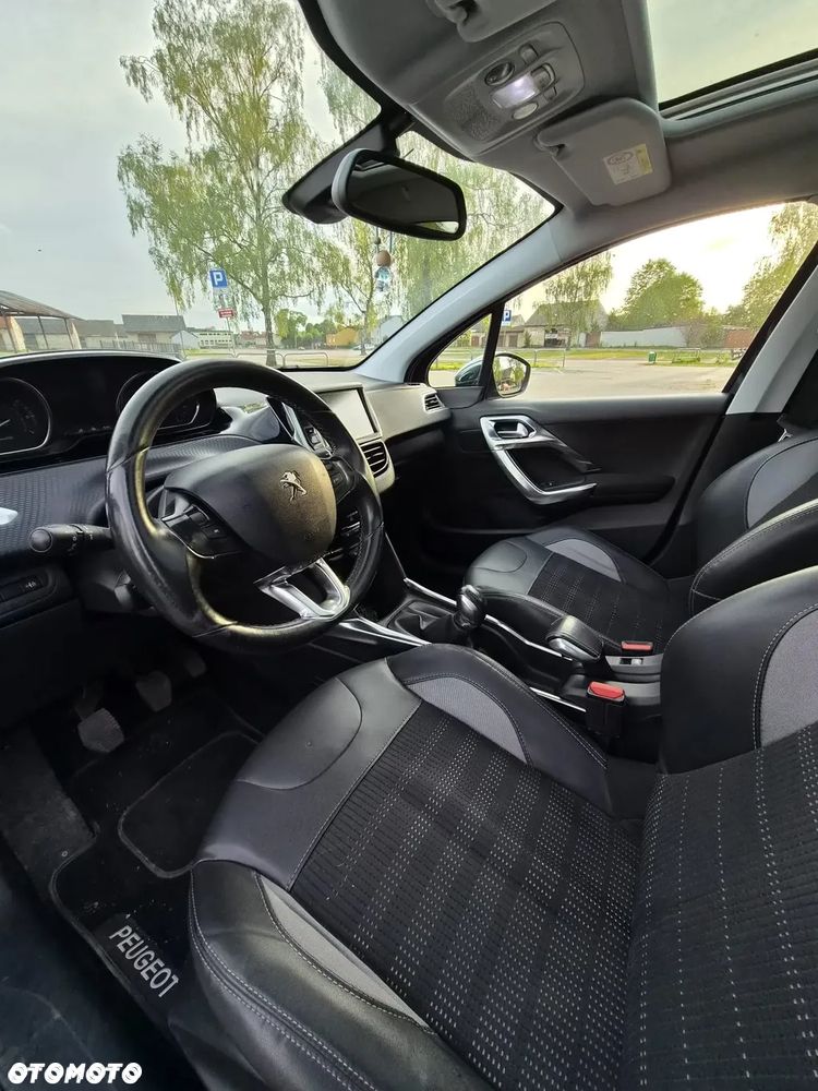 Peugeot 2008 1.2 Pure Tech Active EU6 - 4
