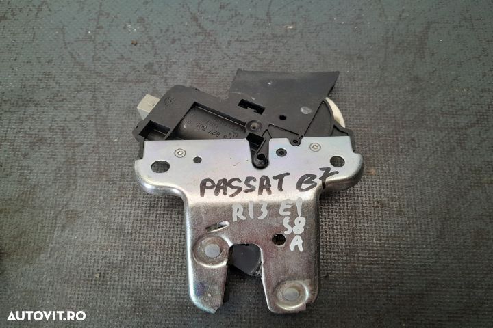 Broasca capota portbagaj 4F5827505D 4F5827505D Volkswagen VW Passat B - 1