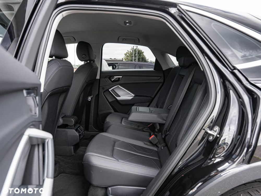 Audi Q3 Sportback 35 TDI S tronic S line - 31