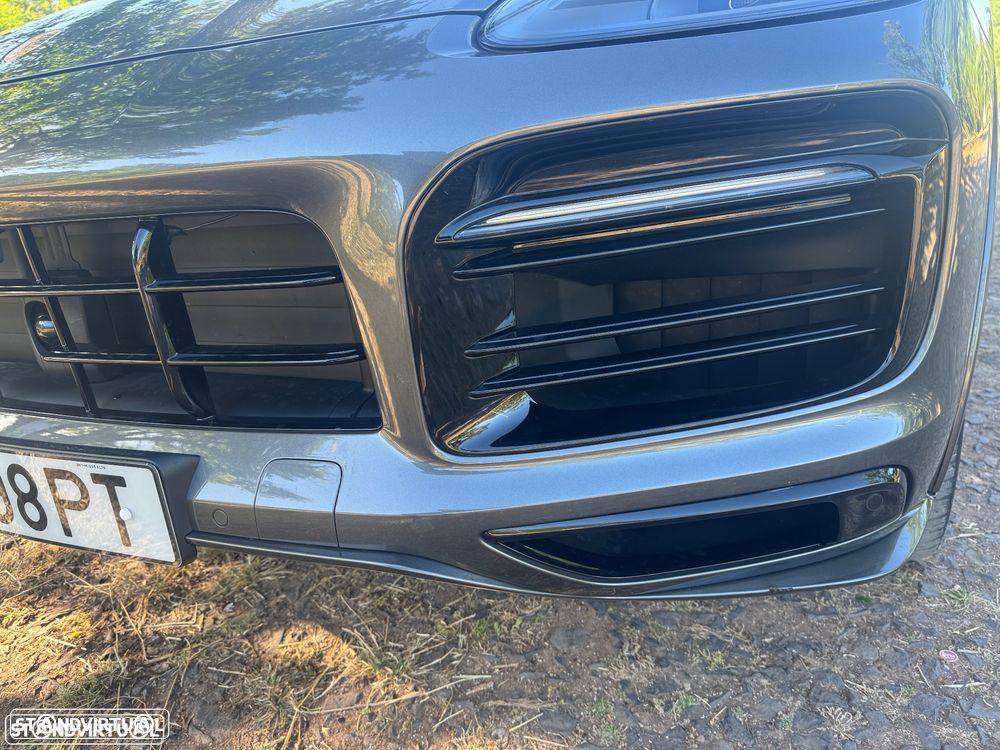 Porsche Cayenne Coupé - 5