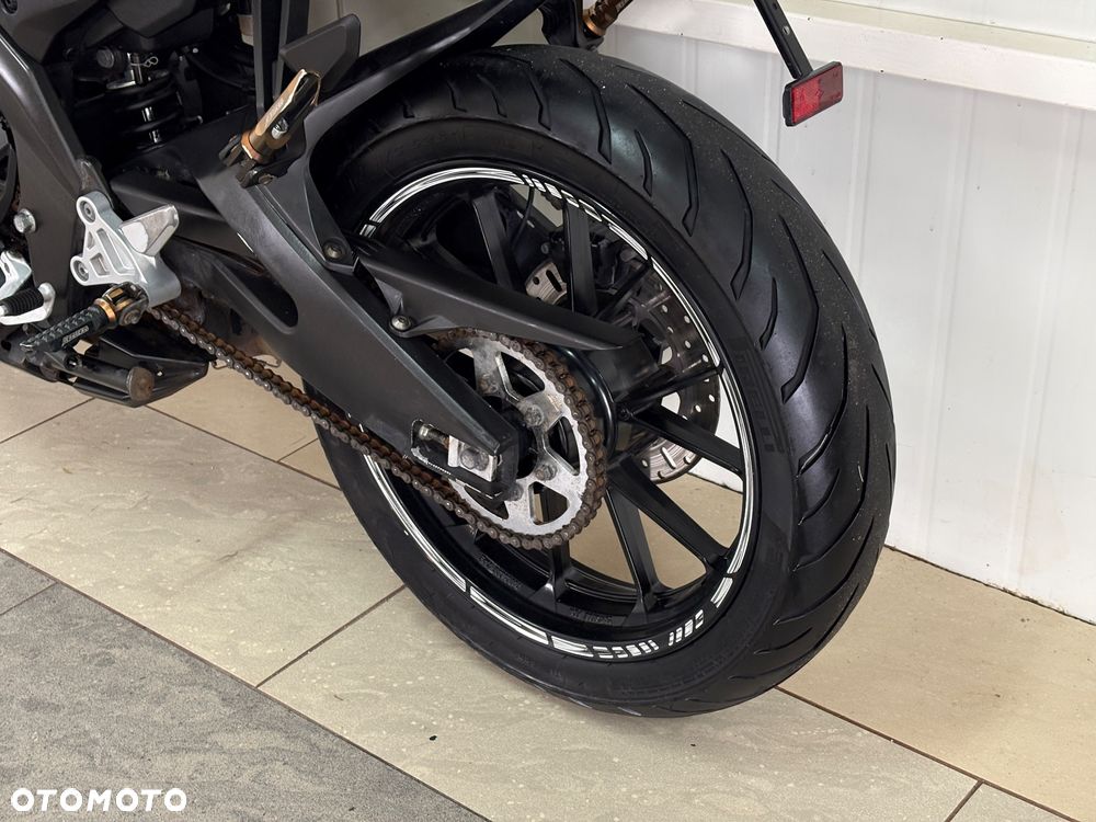 Yamaha MT - 9