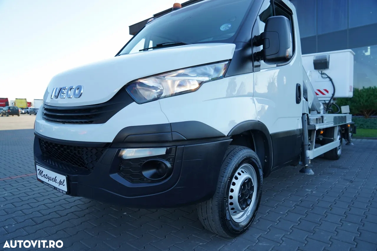 Iveco DAILY 35-120 / RIDICARE 20 METRI / 4 STABILIZATOARE / MANUALĂ / 2017 - 17