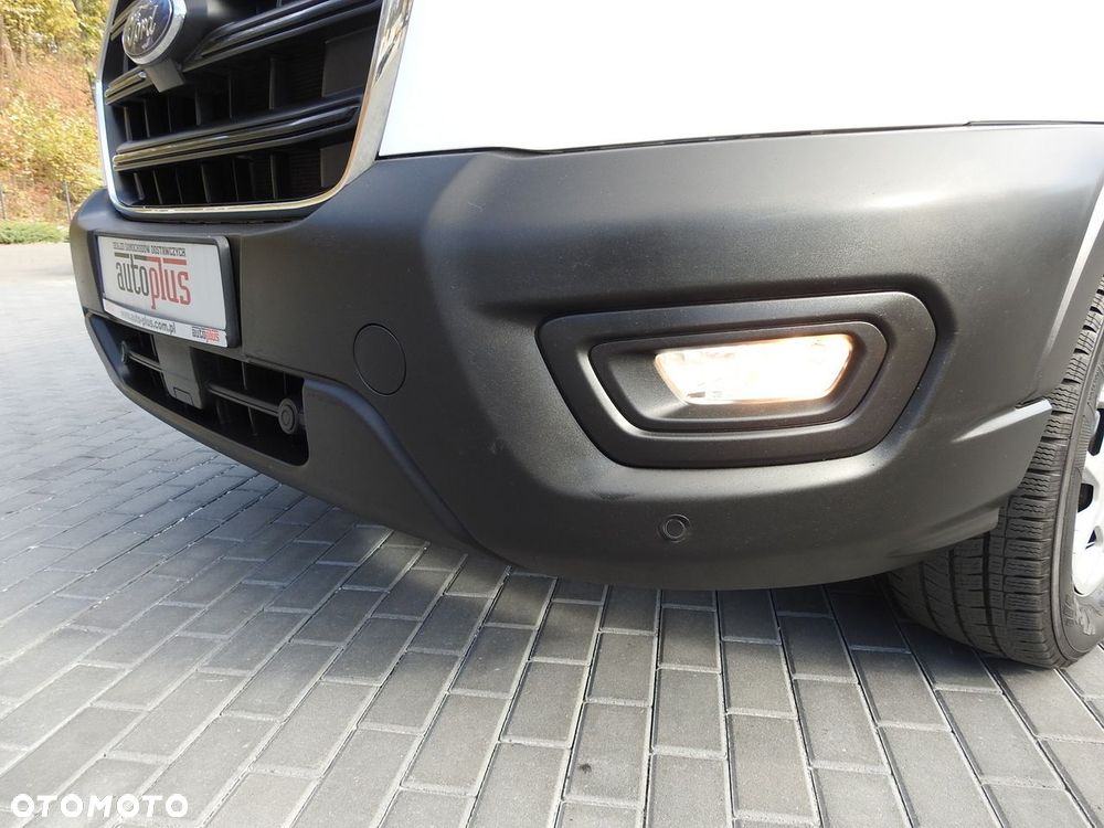 Ford TRANSIT FURGON BRYGADÓWKA  6 MIEJSCA TEMPOMAT KLIMATYZACJA LEDY  130KM - 21