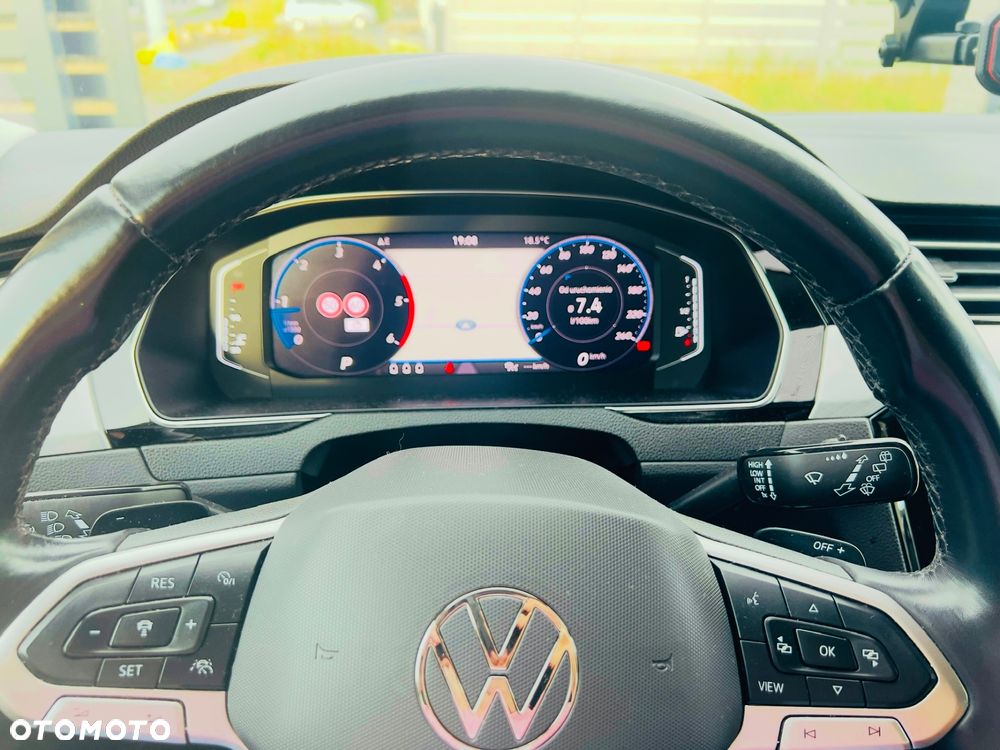 Volkswagen Passat 2.0 TDI Business DSG - 16