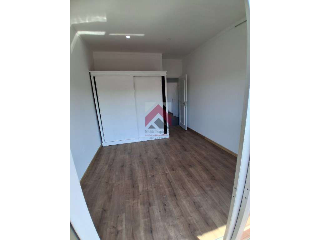 Apartamento T3 remodelado, localizado em Fânzeres (Gondomar) - Grande imagem: 4/21